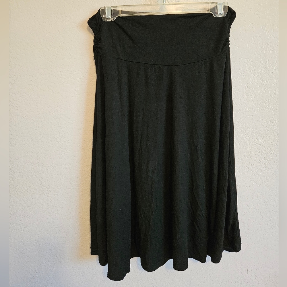 Black skirt
